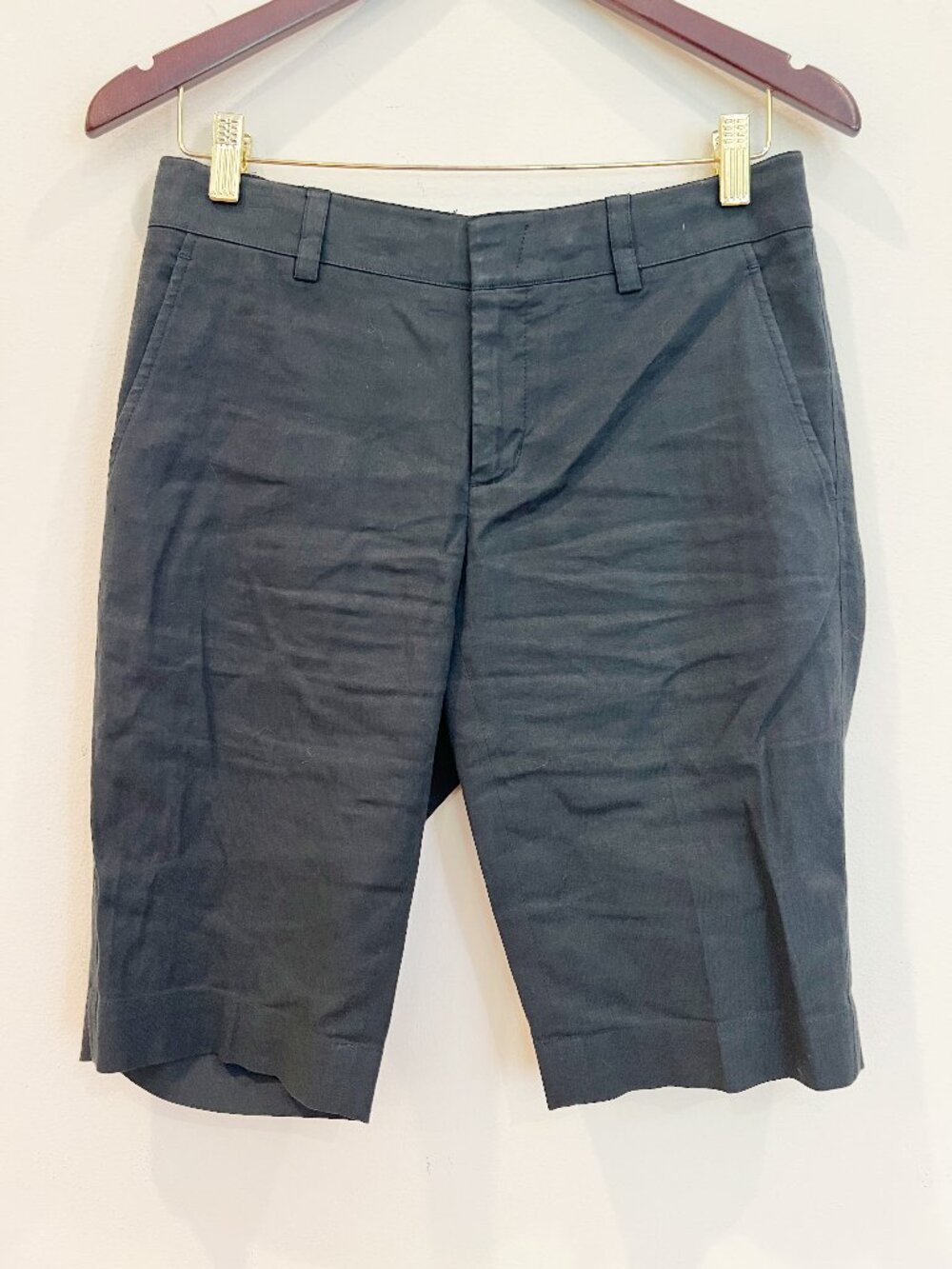 Vince Avery Bermuda Shorts Womens 6 Gray Linen Blend Lightweight 12 in Inseam